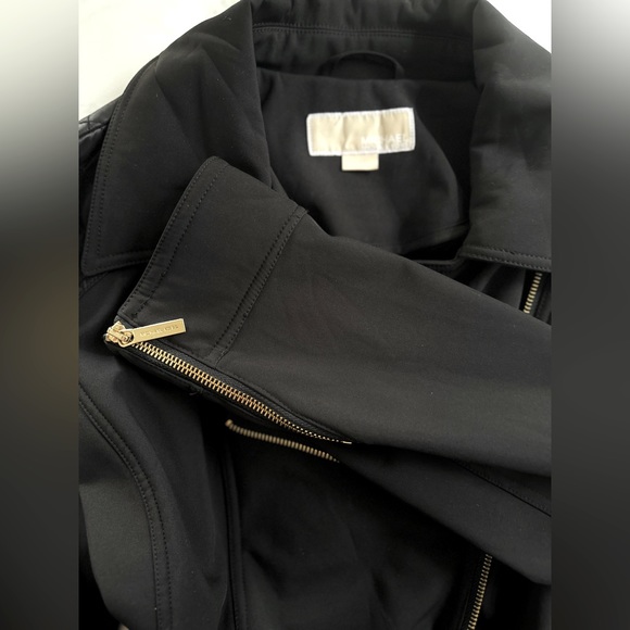 Michael Kors Trench Coat - Picture 5 of 7